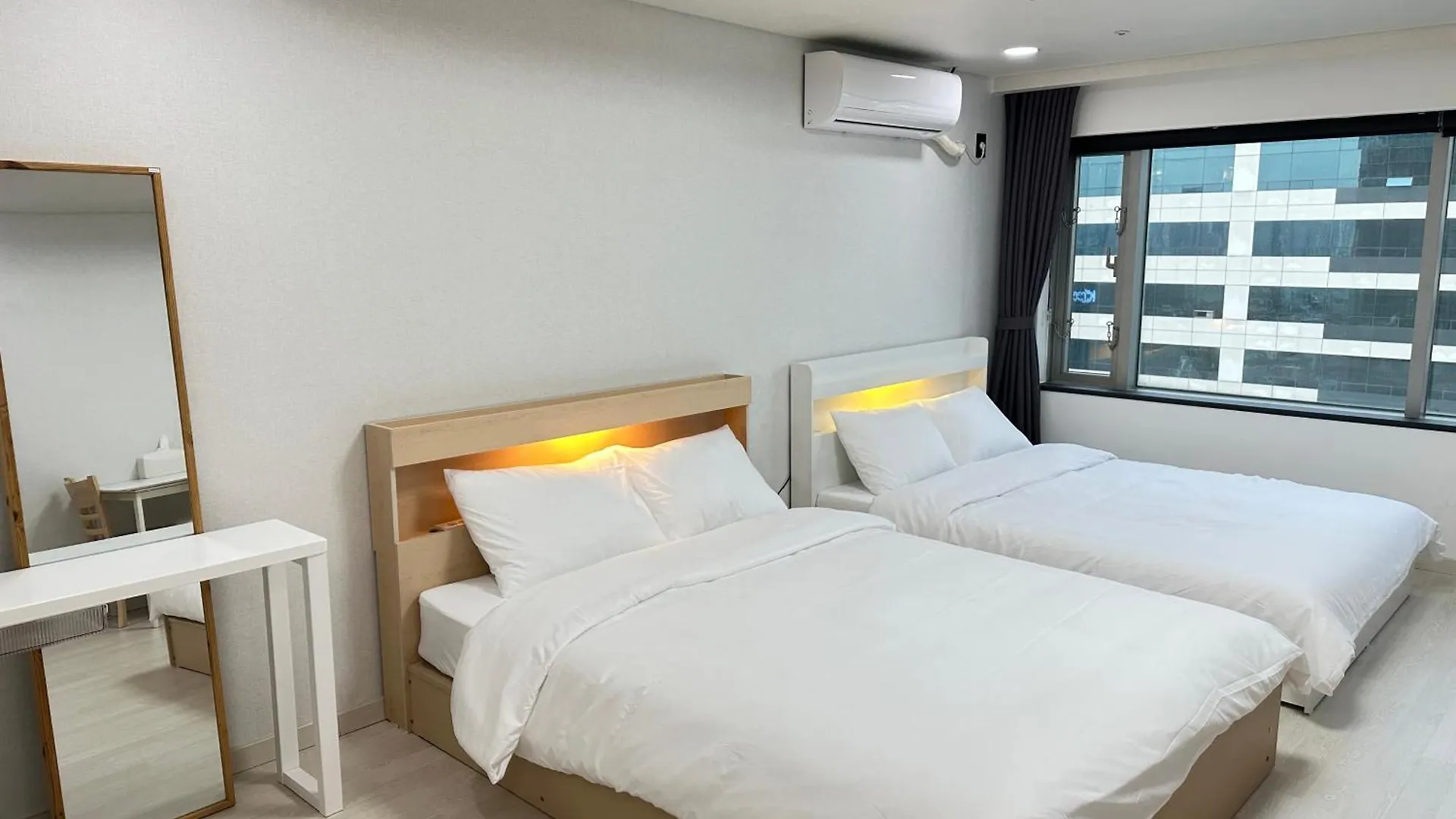 Hongdae Paradise Cityview Seoul Apartment